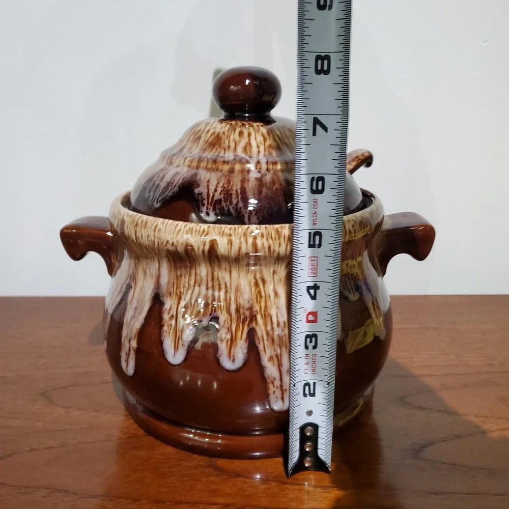 Art Pottery Glazed Drip Studio Pottery Soup Tourane /‎ Brown / Unsigned